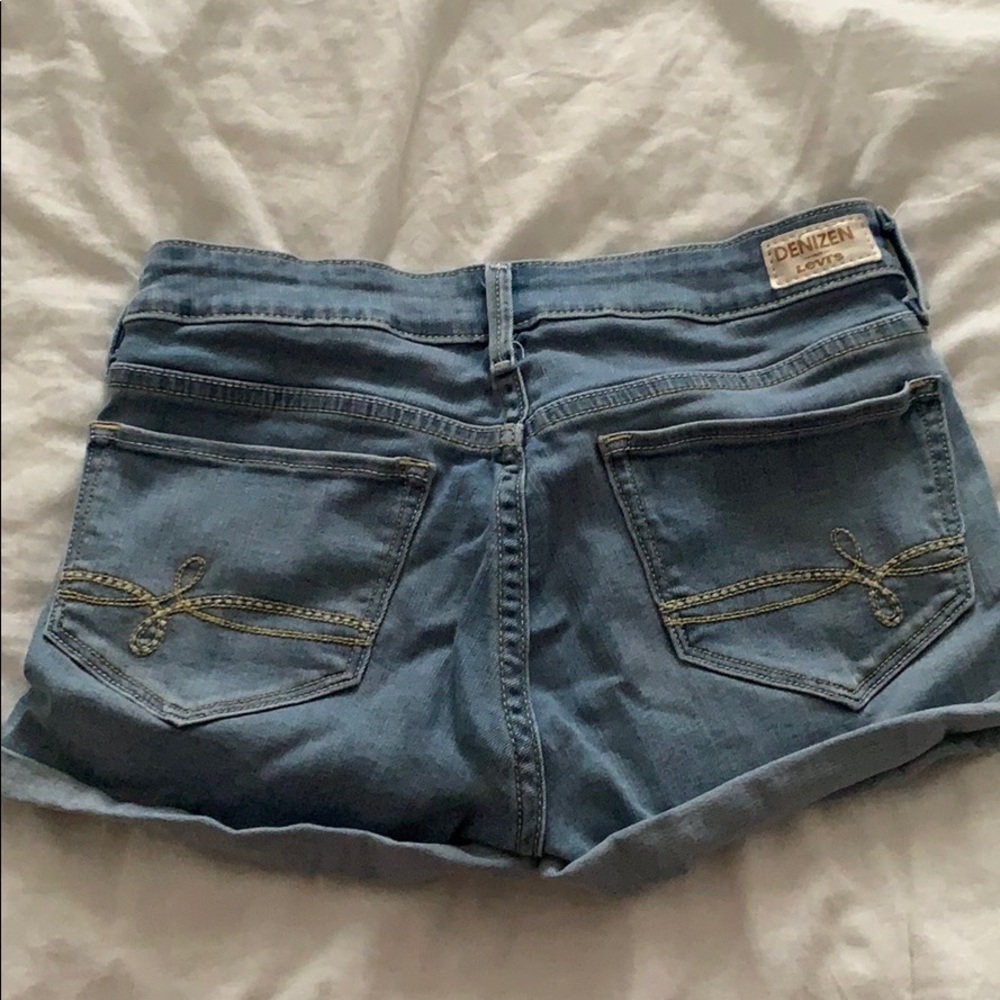 Stretch Low Rise Shorts - Picture 2 of 3